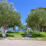 Zoumpouli Village Tatil Evi *