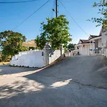 Zoumpouli Village * Σπαρτιά